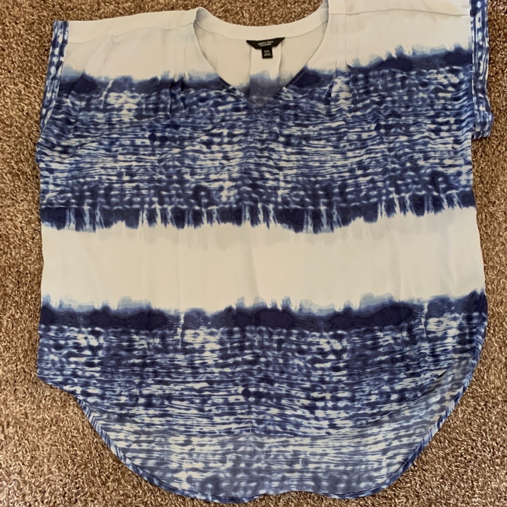 V-neck top